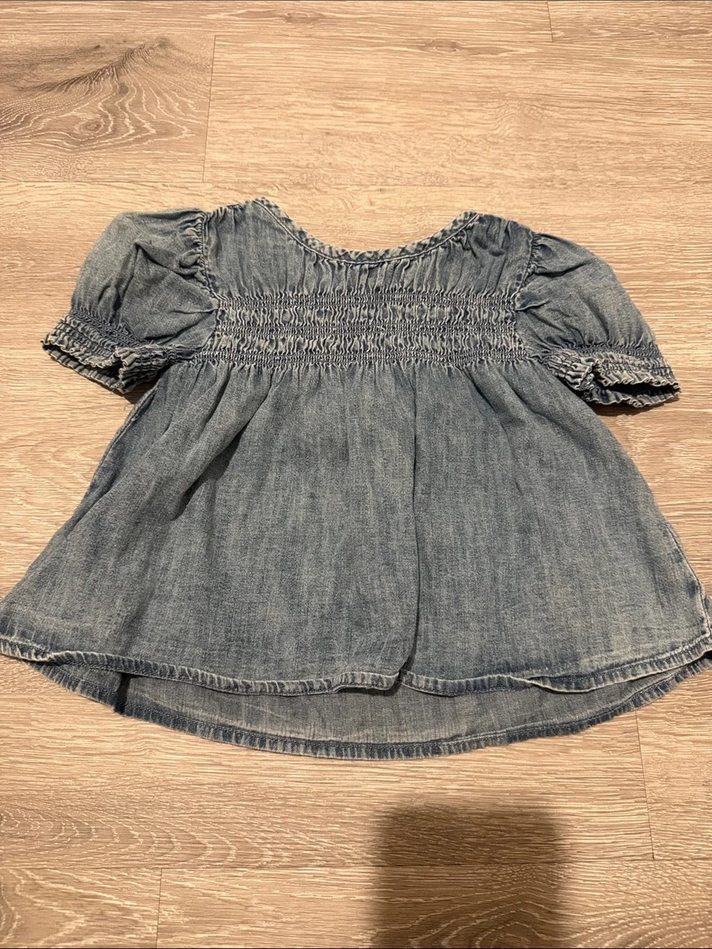 Gap Jean top